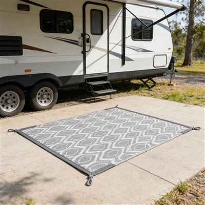 Reversible Leaf Pattern Outdoor PP Mat For Patios